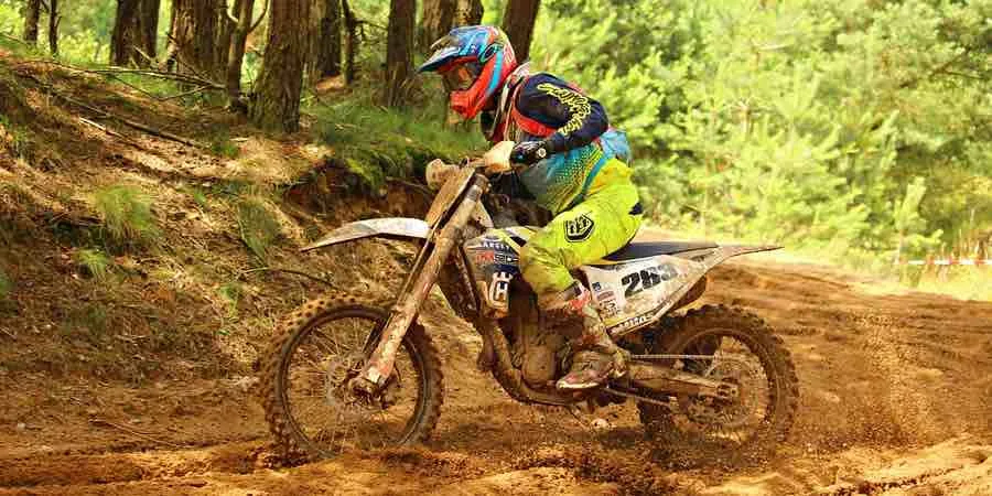 mochila de hidratacion enduro y motocross